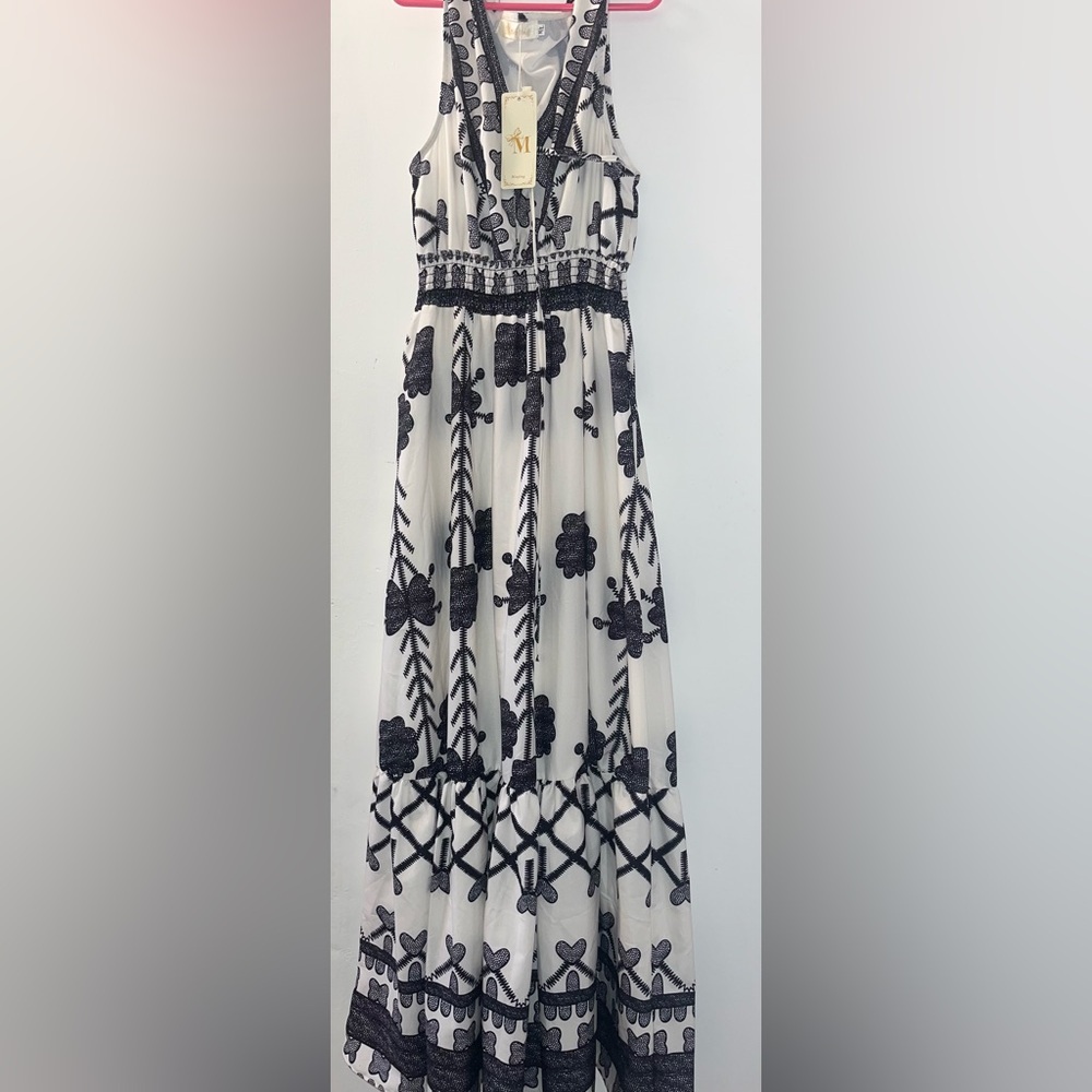 Elegant Black and White Floral Skirt